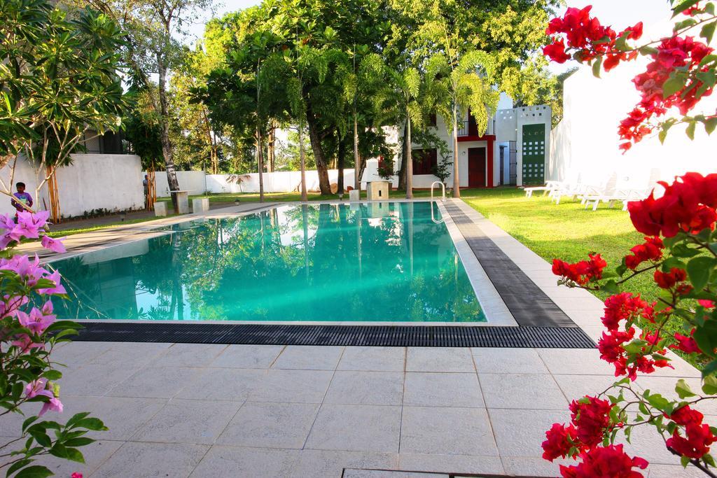 Oak Residencies Kiribathgoda Exterior foto