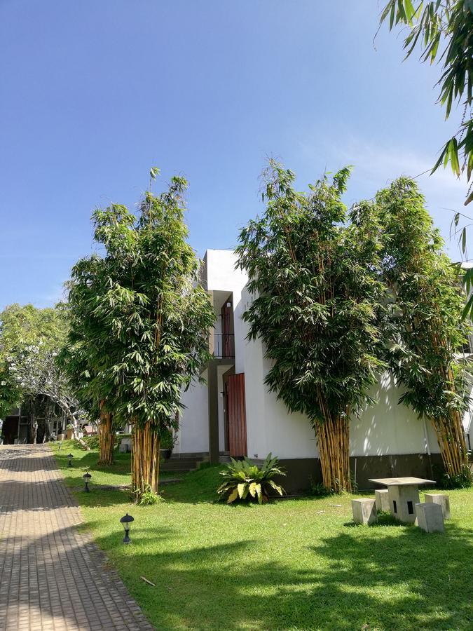 Oak Residencies Kiribathgoda Exterior foto