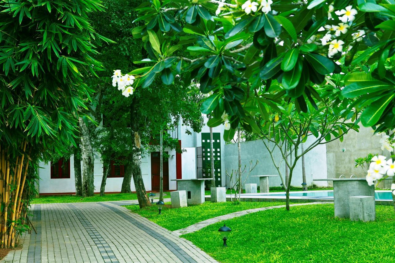 Oak Residencies Kiribathgoda Exterior foto